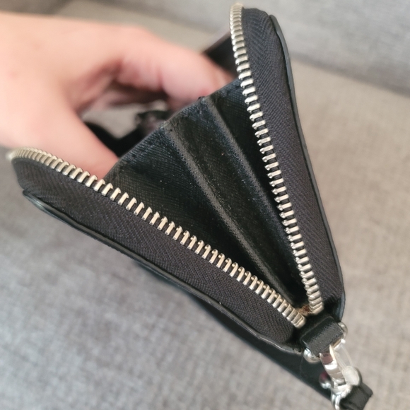 Michael Kors Jet Set Center Stripe Leather Wallet - Picture 6 of 11